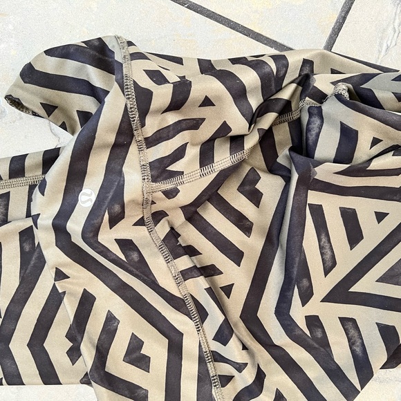 Lululemon luxetreme leggings - Picture 3 of 6